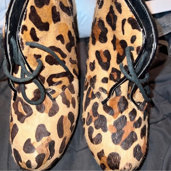 Steve Madden Annie Hidden Wedge Ankle Boot Leopard Tan  Black Women's sz 6.5 - Picture 10 of 10